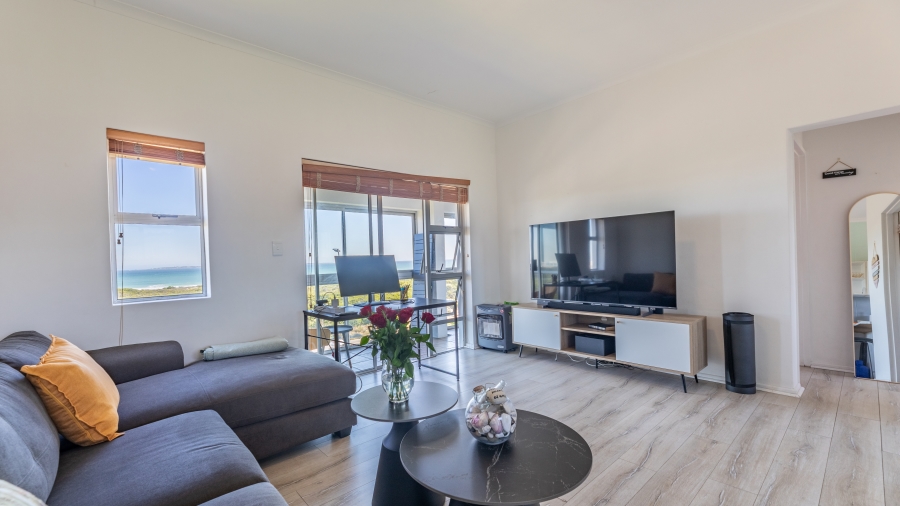 2 Bedroom Property for Sale in Big Bay Western Cape